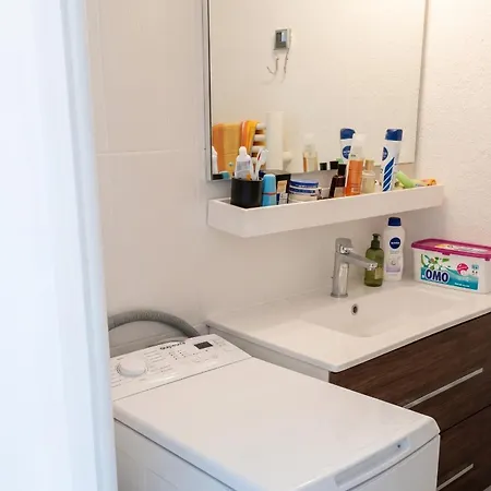 Fonctionnel A Agde, 30 M² Avec Jardin آجد