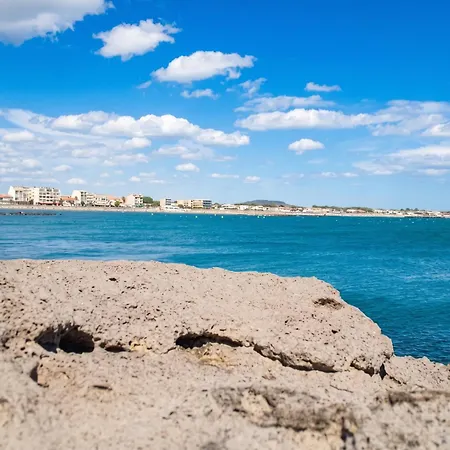 Fonctionnel A Agde, 30 M² Avec Jardin アグド