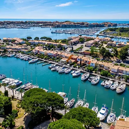 Fonctionnel A Agde, 30 M² Avec Jardin * アグド
